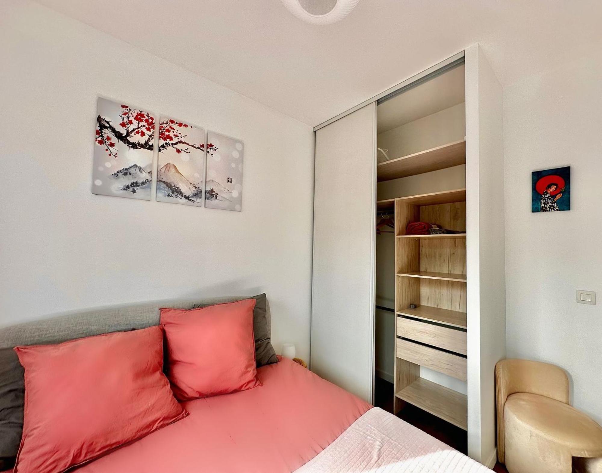Le Boudoir - 2 Pieces Et Parking Lägenhet Le Plessis-Robinson Exteriör bild